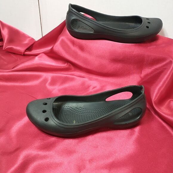 Crocs Womens Kadee Ballet Flats Size 6 US Black Slip On Shoes Comfort - Picture 3 of 6